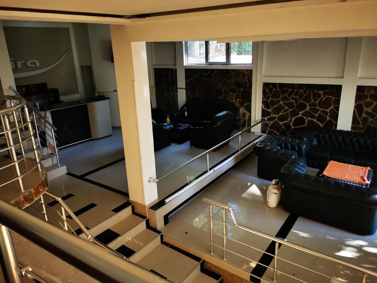 Lira Excellent Nis Hotel Екстериор снимка