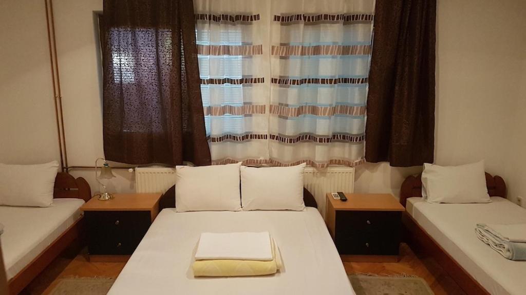 Lira Excellent Nis Hotel Екстериор снимка