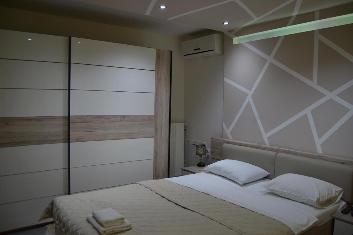 Lira Excellent Nis Hotel Екстериор снимка